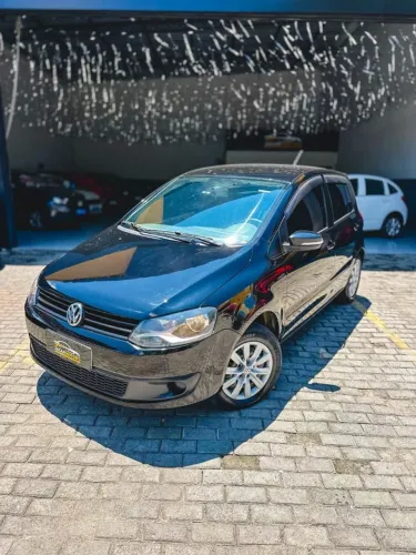 Volkswagen Fox Bluemotion 1.0 MI Total Flex 12V 5P 2014