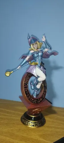 Colecionavel Estatua Dark Magician Girl 1/6