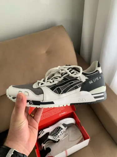 Asics Gel Lyte III - Branco, Preto e Cinza