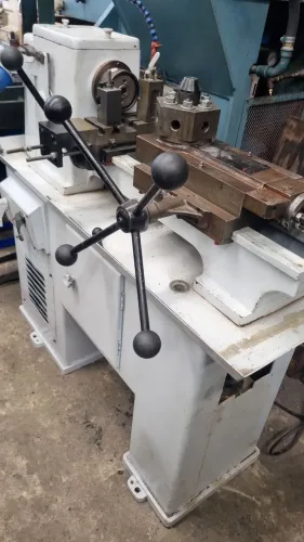 Torno revólver IRAM 3/4 