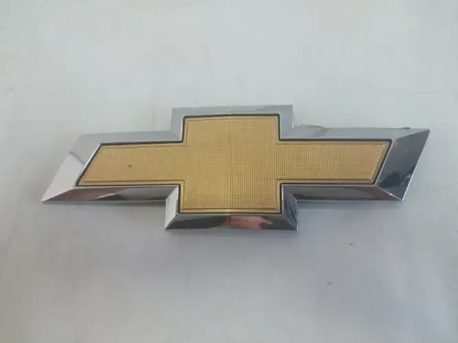 Emblema Da Tampa Traseira Gm Cobalt 2016 2017 Original 11880