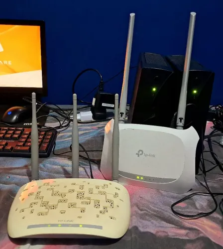 Roteador WiFi semi-novo Vende-se 