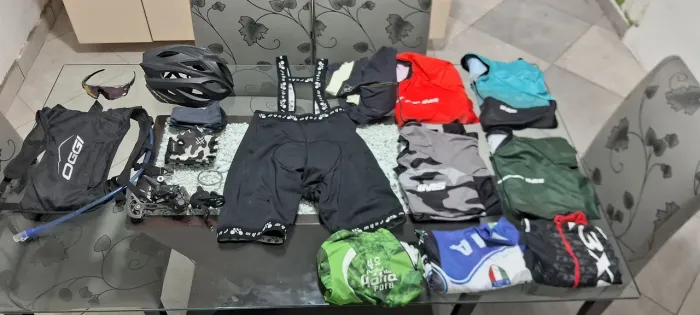 Kit completo para ciclismo - Vários itens