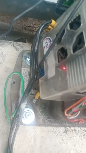 SERVIÇOS DE INSTALAÇÃO E MANUTENÇÃO EM POTOES ELETRÔNICOS E CONTROLES REMOTOS ORIGINAIS
