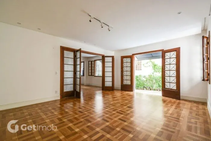 CASA DE VILA - PERDIZES - SP