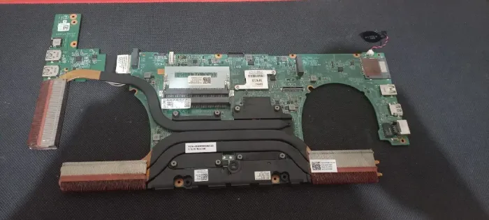 Placa Mãe Com Defeito - Dell Inspiron 15 7559