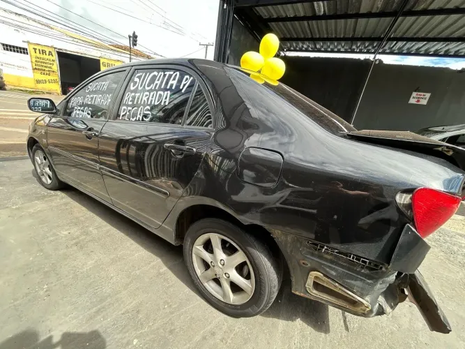 Sucata de carro Corolla para retirada de peças