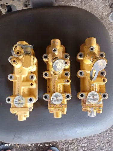 Válvula de alívio da transmissão 120M 140M