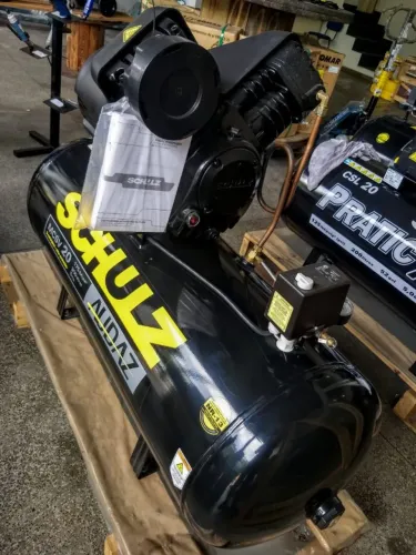 Compressor Industrial Schulz Audaz MCSV 20 Pés 200 Litros