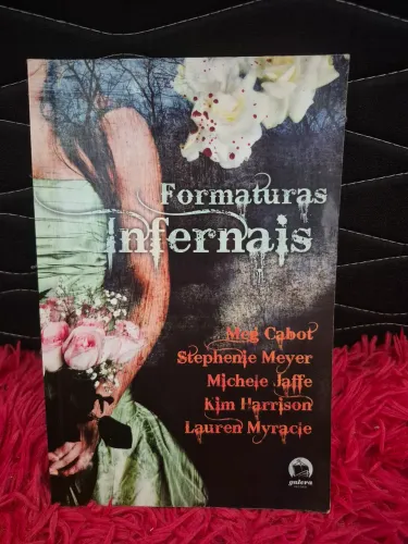 Livro Formaturas Infernais
