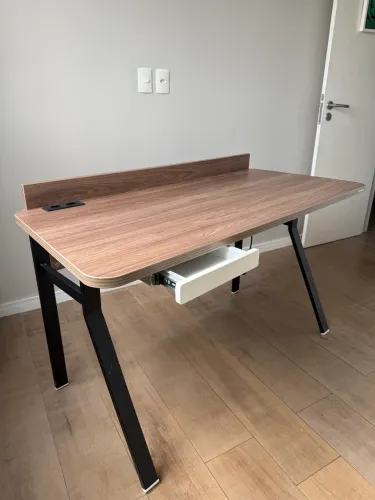 Mesa escritório a Flexform