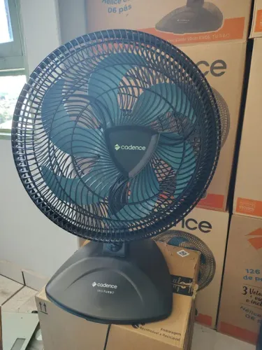 Cadence grande ventilador turbo