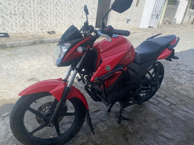 Moto fazer Yamaha 150