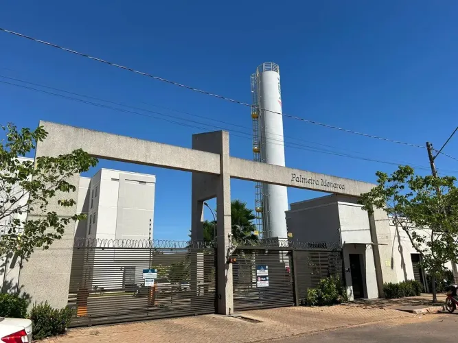 Apartamento à venda = 1406 sul - 2 quartos - 1 vaga - escada - Residencial Monarca