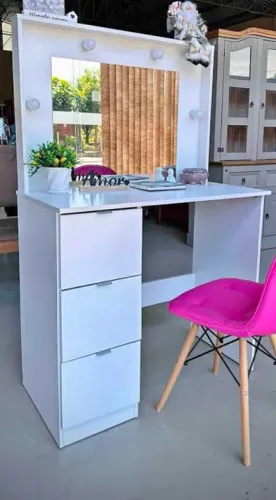 Penteadeira com 3 gavetas