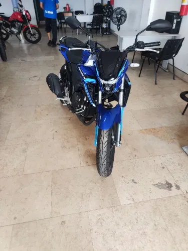 YAMAHA FZ 25 AZUL 2025 0 KM SHALON MOTOS