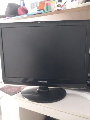Monitor Samsung 2063UW com defeito