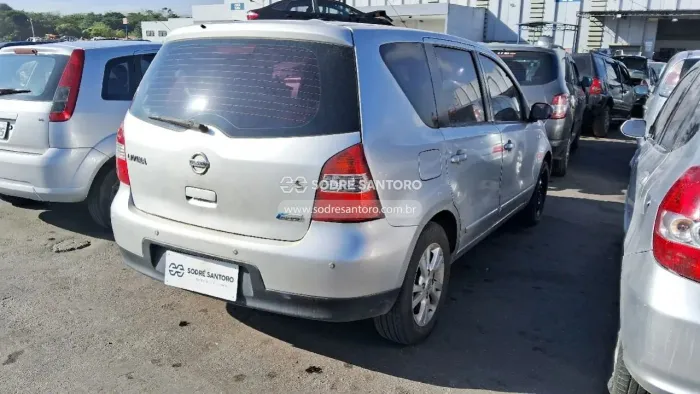 Peças para Nissan Livina 2012