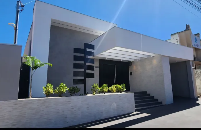 Imóvel comercial, recém reformado. Aquidauana - MS