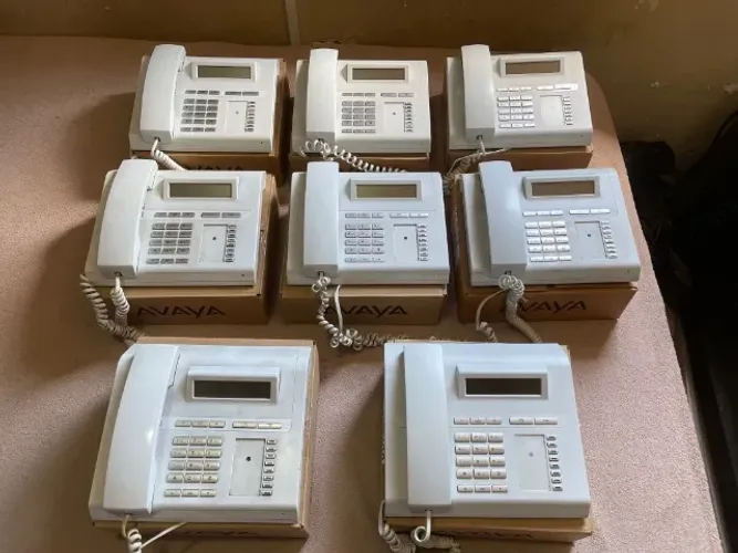 Telefone Ip S/ Fonte Openstage 15, 1 Por R$ 50,00  ou os 8 Da Foto Por R$ 300,00 !