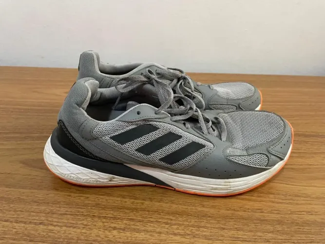 Tênis adidas masculino tamanho 40