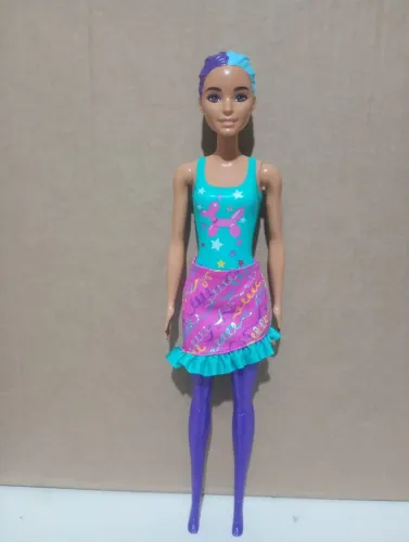 Barbie color revel