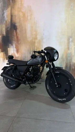Suzuki Intruder 125 Customizada Café Racer