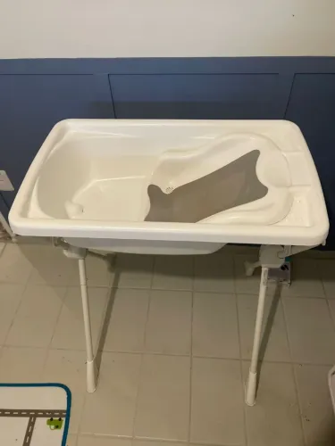 Banheira Burigotto com suporte 