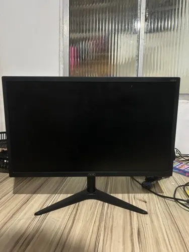 Monitor AOC 21,5 Full HD e Designer de bordas finas