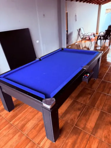 Mesa de sinuca/ jantar