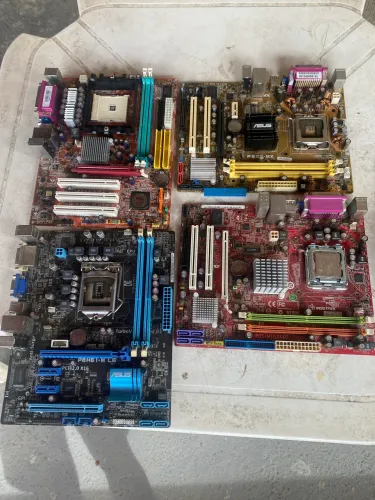 Kit 4 placas mae 3 pentes de memória ddr3 e um cooler master