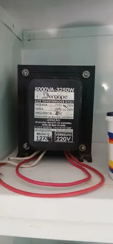 Tranformador de energia 110.   Para  220