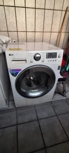 Maquina de lava roupa
