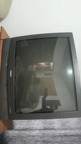 Vendo 4 tvs funcionando perfeitamente 