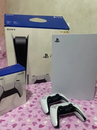 PS5 SLIM MÍDIA FÍSICA E DIGITAL