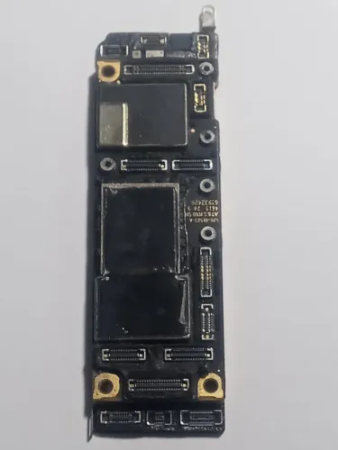 Placa mãe iPhone 11 funciona mas não dar imagem