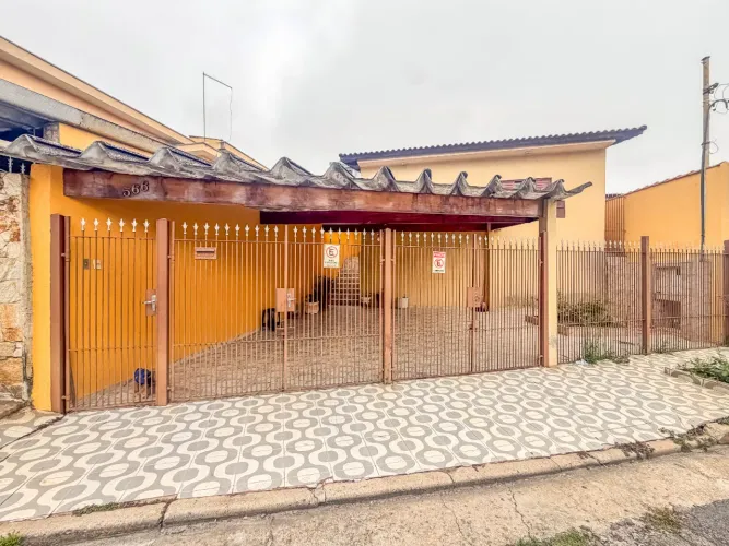 Casa para venda em Vila Mangalot com 4 quartos, sendo 1 suíte, 100m²