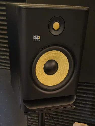 Monitor de áudio KRK 8 G4 (par)