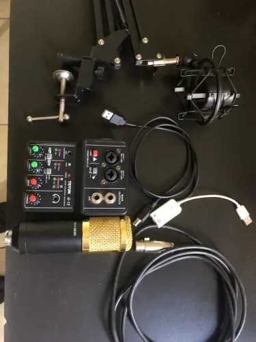 Kit estúdio Microfone B800 + Interface Teyun-Q12 + Braço articulado