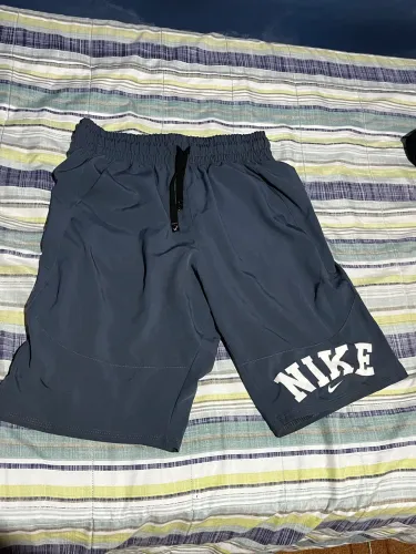 Bermuda nike