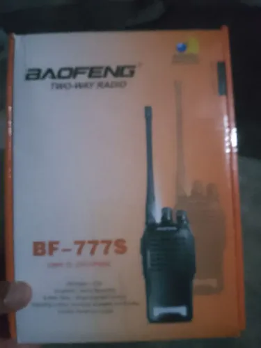 Radio comunicador bf-777S