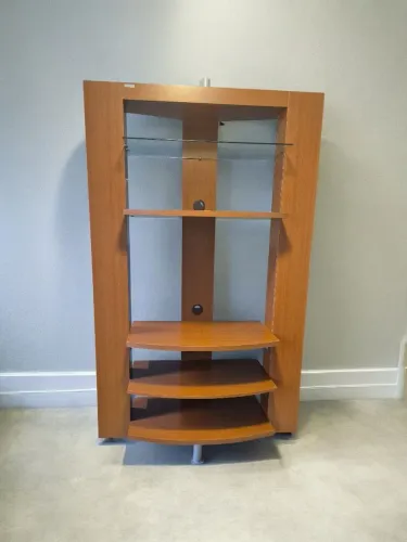 ESTANTE GIRATÓRIA RUDNICK