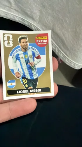 Figurinha legend Messi OURO