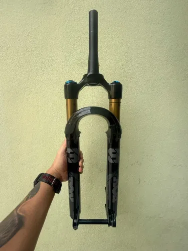 Suspensão Fox38 GripX2