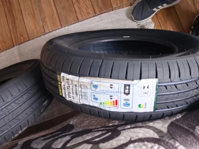 Pneu aro 14