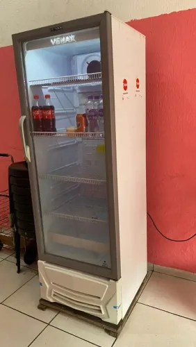 Geladeira expositora