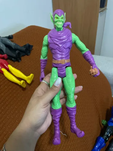 Boneco Marvel Duende Verde Articulado - 30 cm