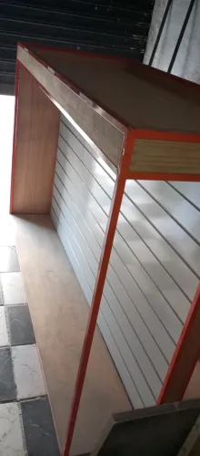 2 Móveis Comerciais Urgente