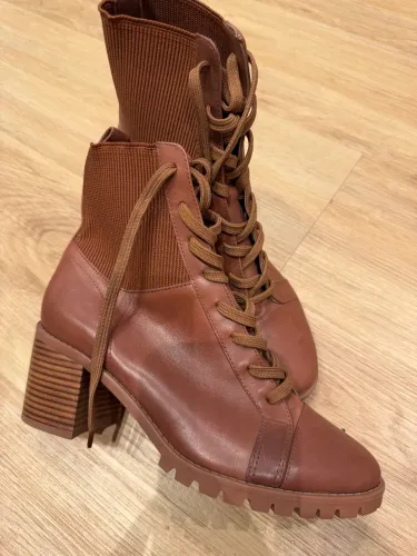 Bota Arezzo 35 NOVA