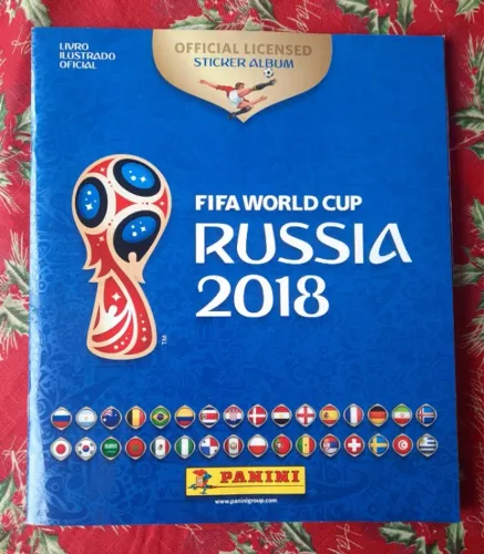 ÁLBUM DE FIGURINHAS PANINI - COPA DO MUNDO FIFA RUSSIA 2018 - COMPLETO